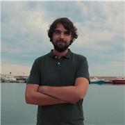 Persona proactiva, con buenas aptitudes comunicativas aplicando la asertividad y paciencia